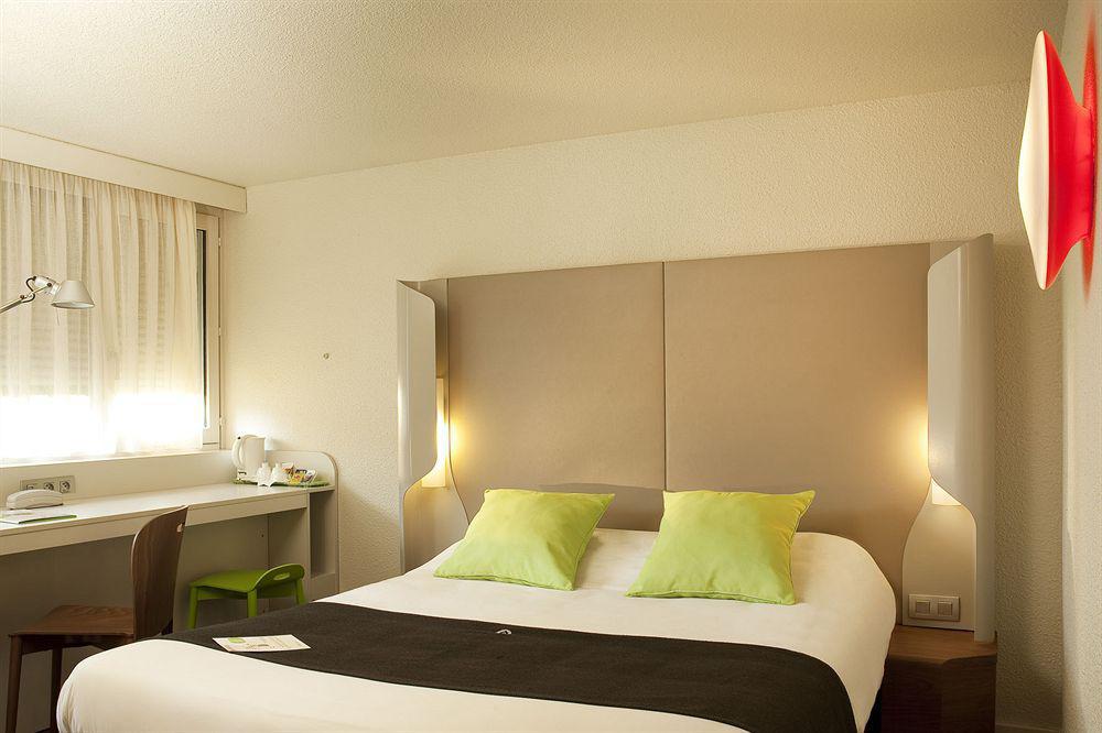 Hotel Campanile Les Ulis - Courtaboeuf Exteriér fotografie